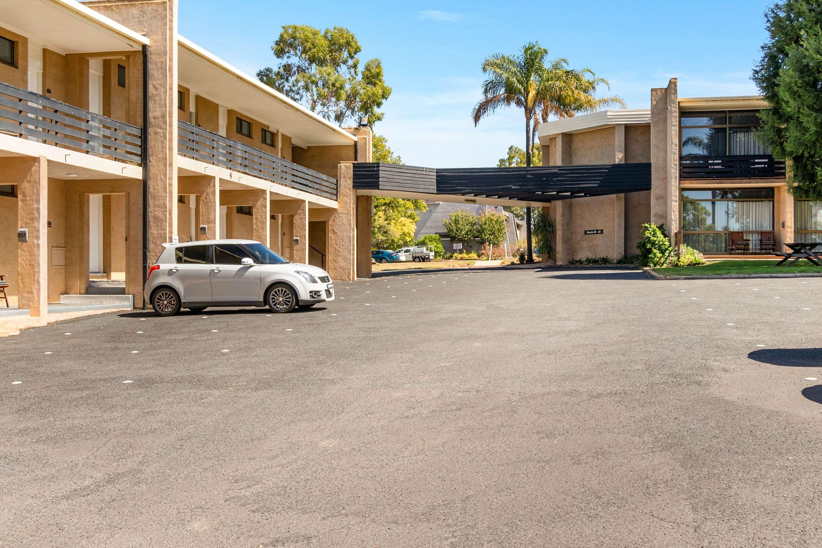 Quality Inn Dubbo International Bagian luar foto